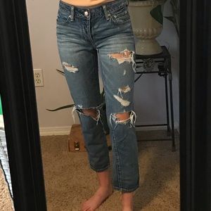 American Eagle Cropped Boyfriend Jeans